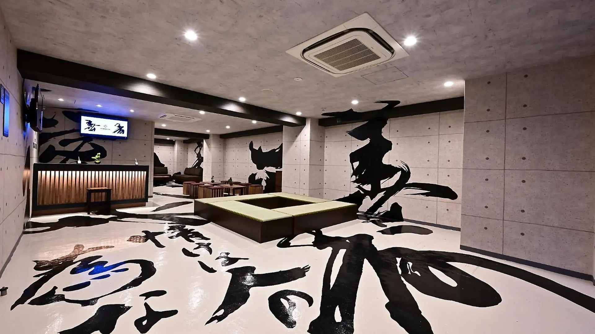 Hotel Tomariya Ueno Tokyo Capsule hotel