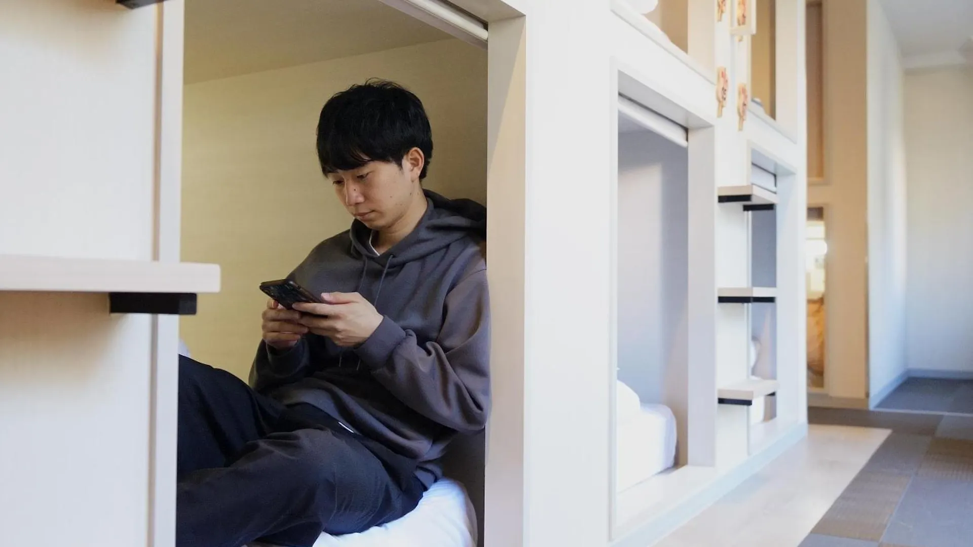 Hotel Tomariya Ueno Tokyo Capsule hotel